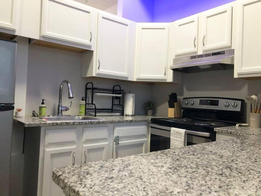 شقة Downtown Cleveland -Modern First Floor Unit المظهر الخارجي الصورة