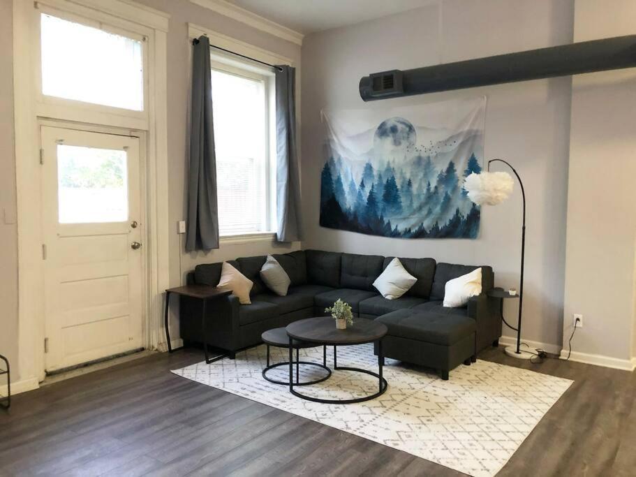 شقة Downtown Cleveland -Modern First Floor Unit المظهر الخارجي الصورة