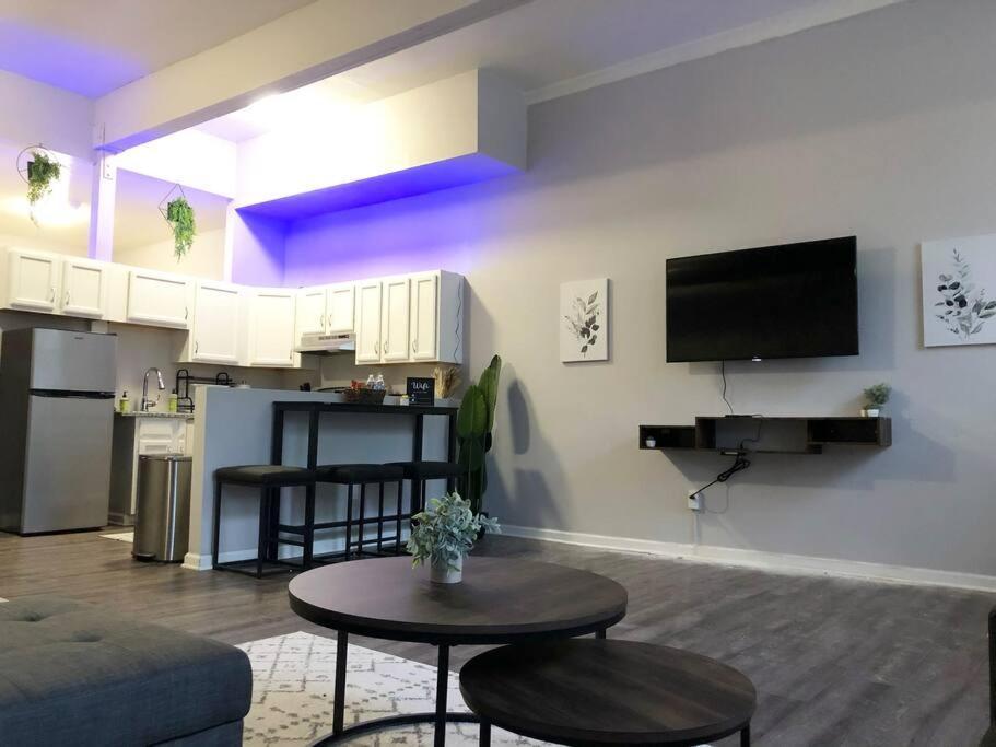 شقة Downtown Cleveland -Modern First Floor Unit المظهر الخارجي الصورة