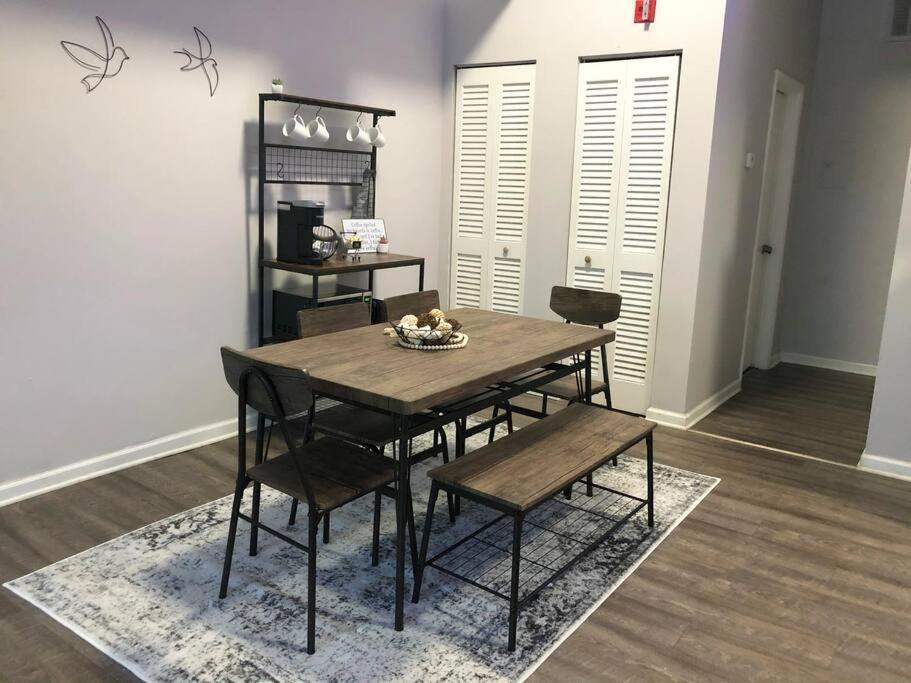 شقة Downtown Cleveland -Modern First Floor Unit المظهر الخارجي الصورة